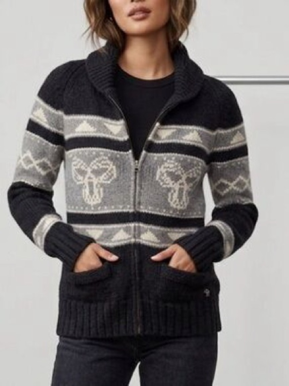 ARITZIA TNA SEA TO SKY 100% LAMBSWOOL COWICHAN STYLE CARDIGAN SWEATER